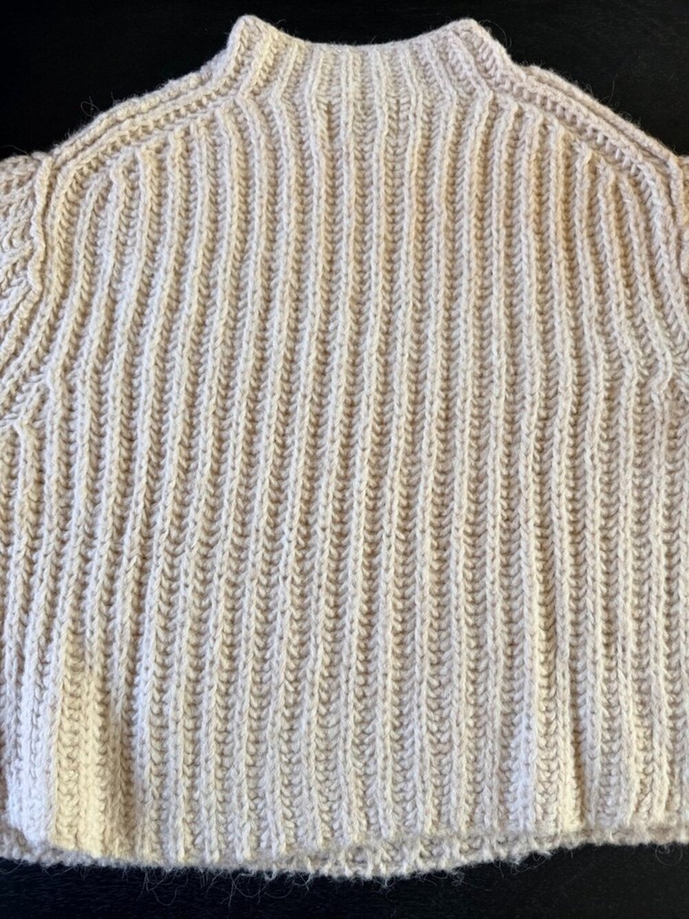 INDUSTRY REPUBLIC CLOTHING Cream Chunky Shaker Ribbed Knit Sweater Size M